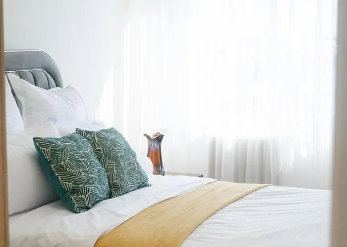 Helen Apartment Bucureşti